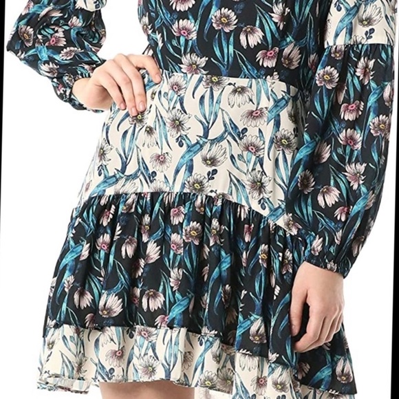 ELLIATT Emilia Long Sleeve Floral Print Asymmetrical Cocktail Mini Dress Small - Picture 6 of 10